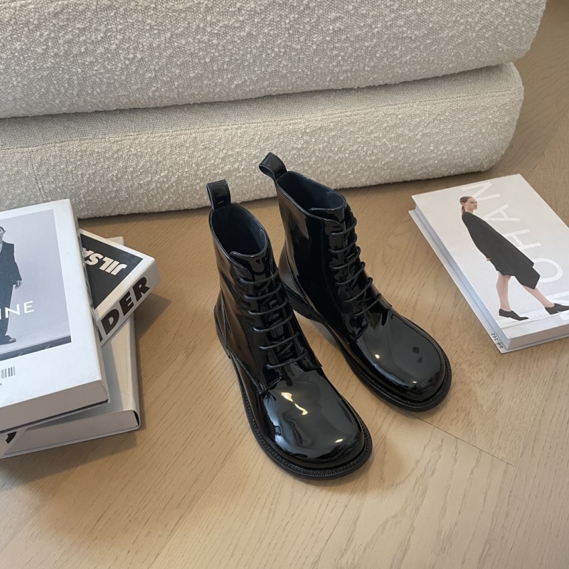 l*ew* boots